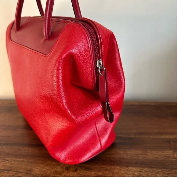 Barbara Milano. Red Leather Handbag. Used - Picture 8 of 10